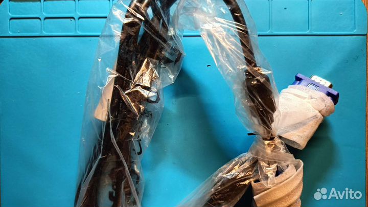 Кабели VGA, DVI-D, hdmi—DVI-D