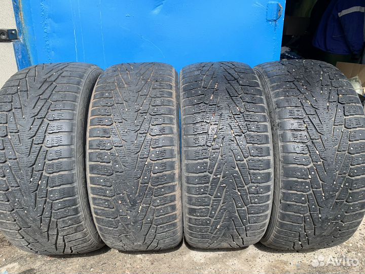 Nokian Tyres Hakkapeliitta 7 SUV 275/45 R20 110