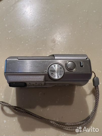 Компактный фотоаппарат olympus