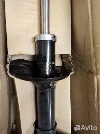 Передняя левая стойка 54650 34310