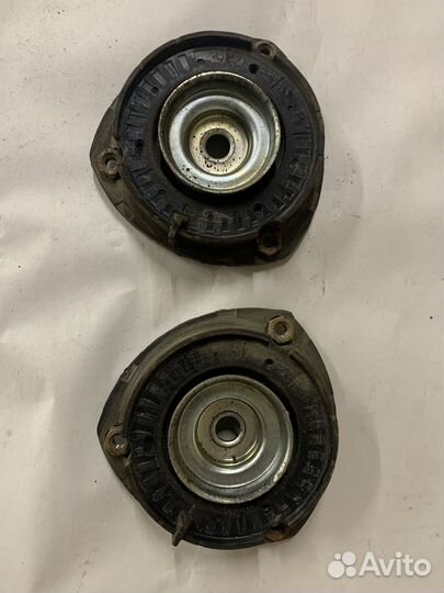 Опора переднего амортизатора Шкода Октавия А7