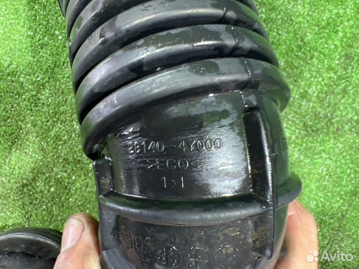 Патрубок воздушного фильтра Kia Rio седан 1.4 2014