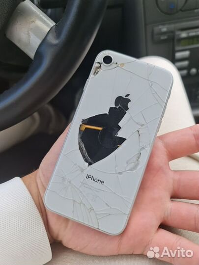 Скупка iPhone на запчасти