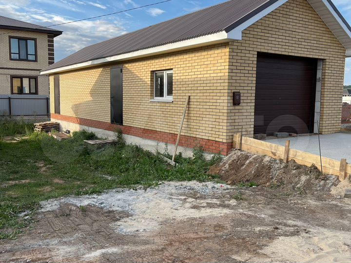 Коттедж 95 м² на участке 5 сот.