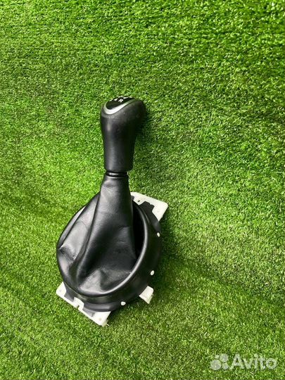 Чехол рукоятки кпп Mitsubishi ASX GA1W 2010