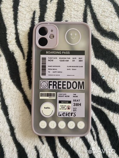 Чехол на телефон (iPhone 11)