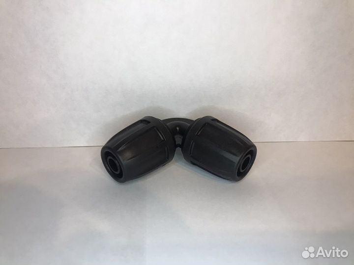 Коннектор угловой для полива растений 8мм (EC0208)