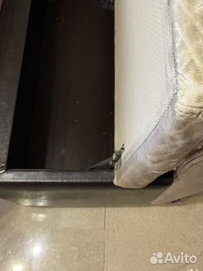 Уголок с ящиками для кухни, прихожей под перетяжку