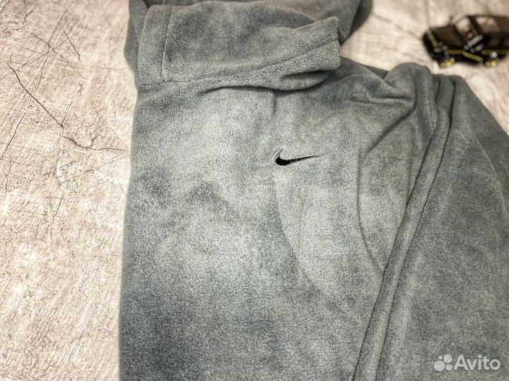 Спортивный костюм Nike на флисе