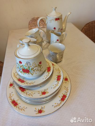 Чайный сервиз, тарелки, посуда