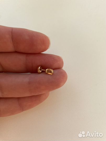Золотые серьги пуссеты