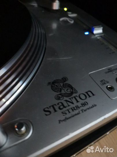 Проигрыватель винила stanton str8-80