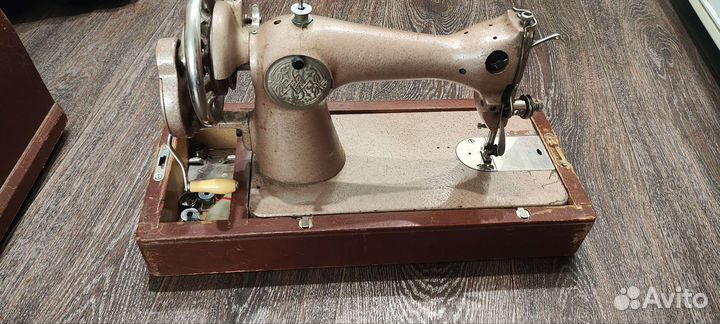 Швейная машина Подольск