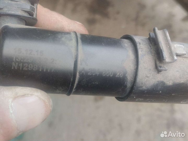 Форсунка Фароомывателя правая мерседес w204