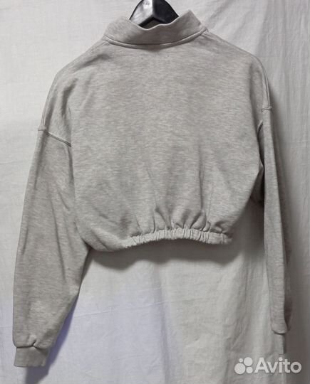 Толстовка женская бренда bershka 40 р