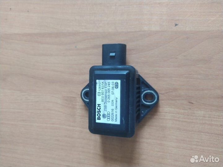 Датчик ускорения Volkswagen Passat B5+ седан ALZ 1