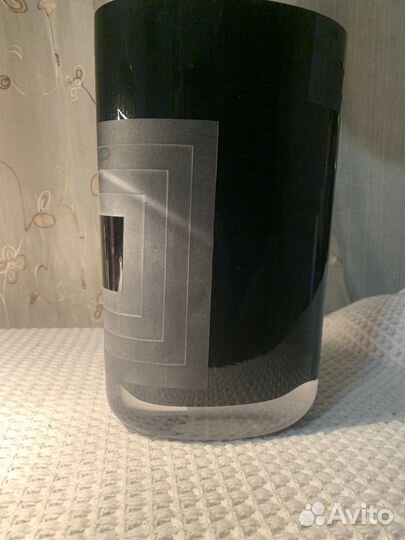 Черная ваза