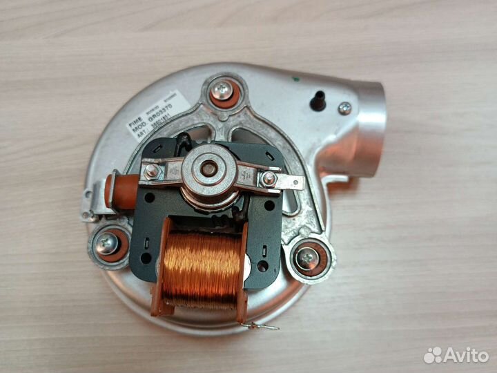 Вентилятор Ferroli (39817550)