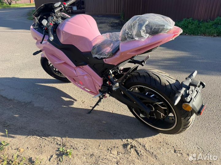 Электрический мотоцикл Ducati Panigale