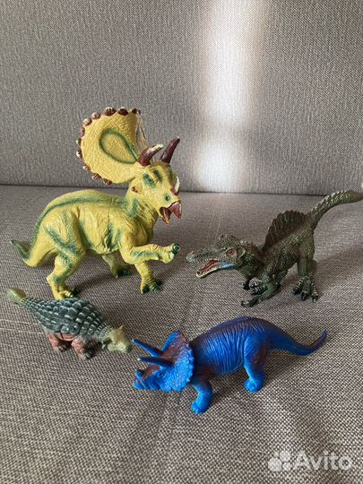 Динозавры Jurassic world Mattel, драконы