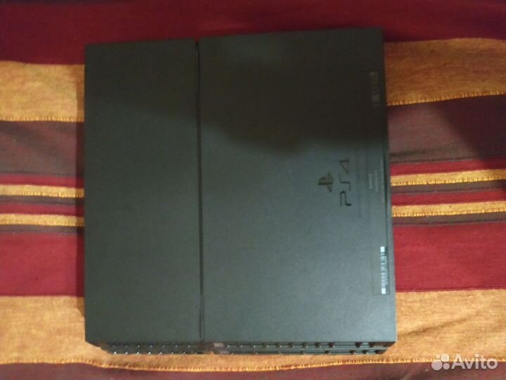 Sony PS4 1Tb + игры