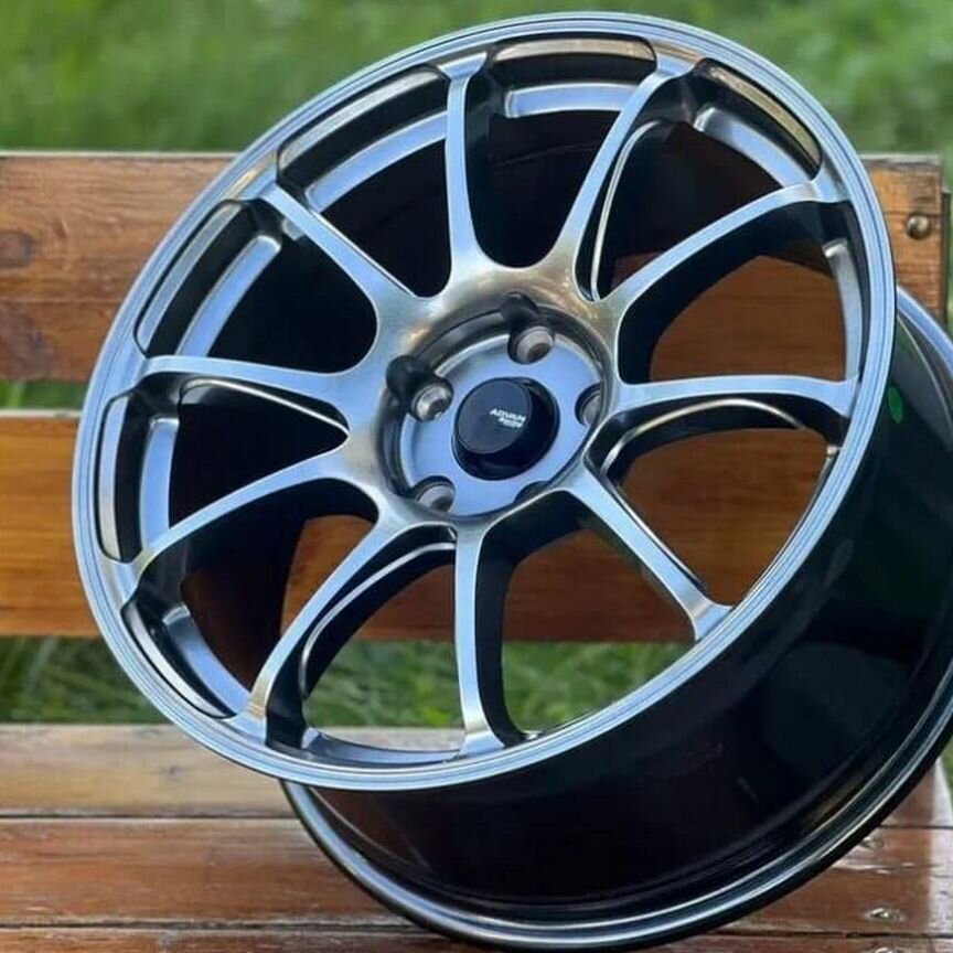 Литые диски Advan RS 8.5×R18 5×114.3