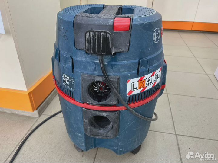 Строительный пылесос Bosch GAS 15L