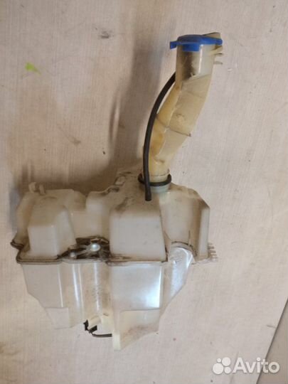 Бачок омывателя лобового стекла Volvo Xc70 B5254T