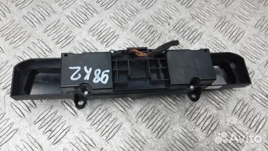 Кнопка аварийки mercedes benz sprinter 2 (98K02I50