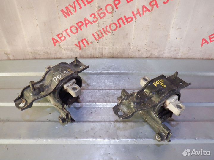 Кронштейн опора двигателя Фольксваген Поло 5