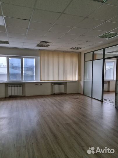 Продажа офисов с арендаторами в бц Искра