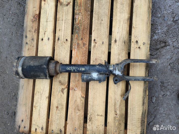 Стойка амортизатора переднего левого Mercedes-Benz