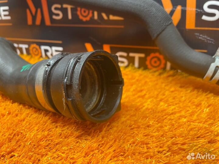 Патрубок радиатора верхний Bmw 5-Series F11