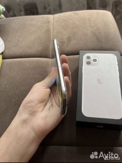 iPhone 11 Pro, 64 ГБ