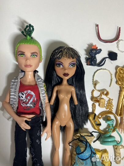 Монстер Хай Клео и Дьюс базовые раздел