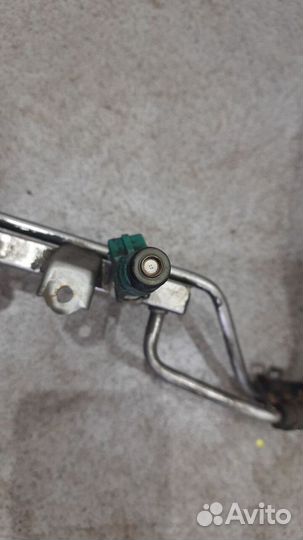 Топливная рампа для 1.8 t ARX Skoda Octavia a4