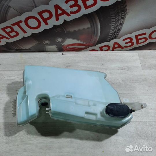 Бачок стеклоомывателя Nissan Almera G15 седан 2014