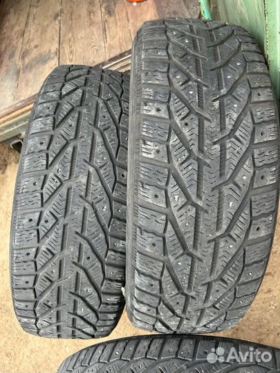 Kormoran SUV Stud 225/65 R17 106T