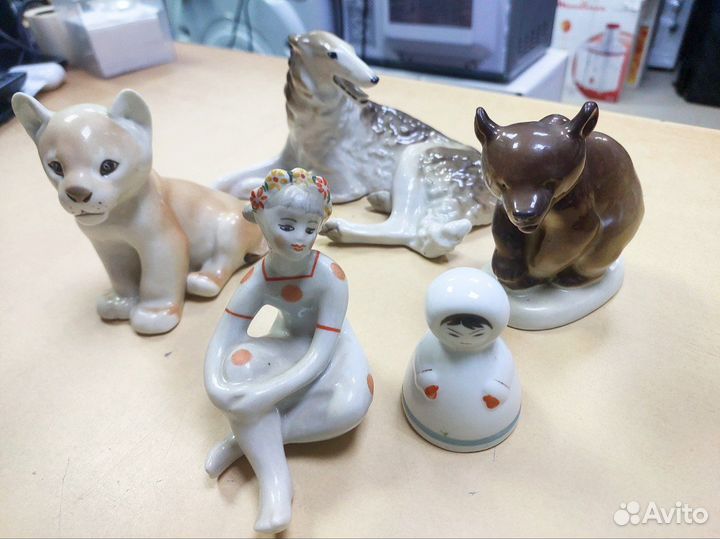 Фарфоровые статуэтки лфз/хфз