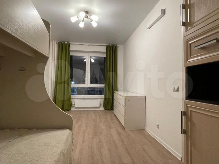 3-к. квартира, 79,5 м², 2/17 эт.