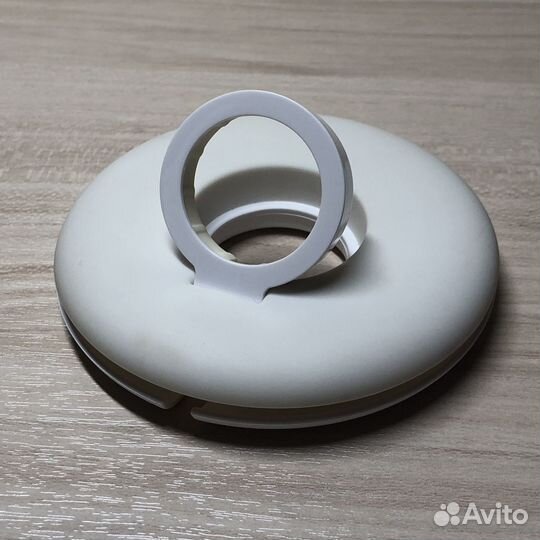 Подставка для зарядки Apple Watch