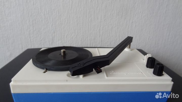 Электрофон новый 