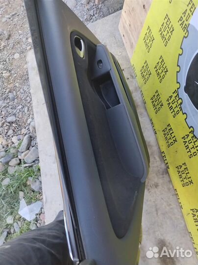 Дверь задняя левая Honda Stream (rn6) 2006-2014