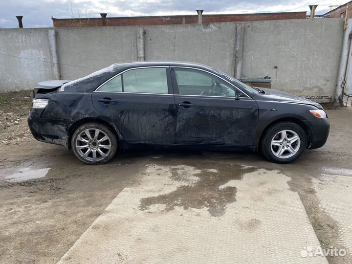 Toyota Camry 2.4 AT, 2008, битый, 200 000 км