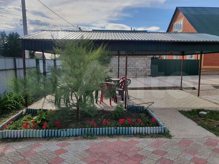 Дом 400 м² на участке 25 сот.