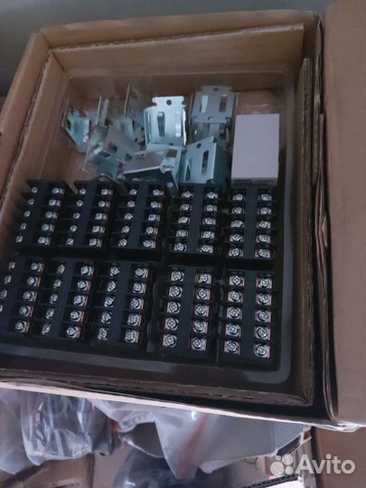 Реле Omron G7J-4A-B DC24