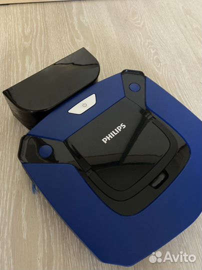 Робот пылесос philips FC792 01