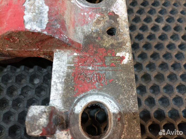 1735004 Подножка обслуживания