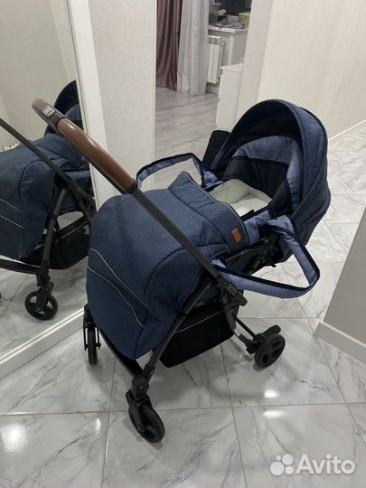 Коляска прогулочная (подойдет с рождения)