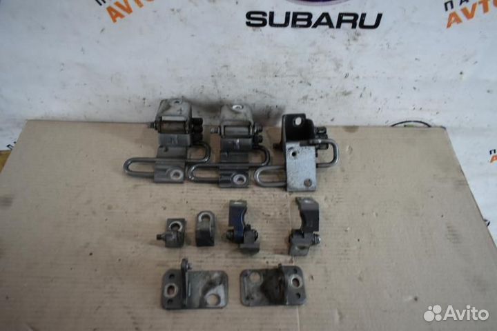 Петли дверей Volkswagen Touran 1 поколение